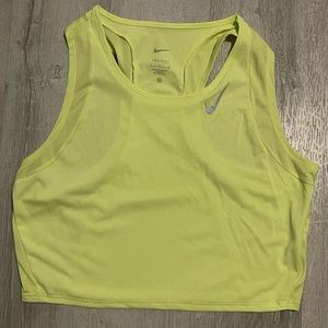 Nike dry fit super crop